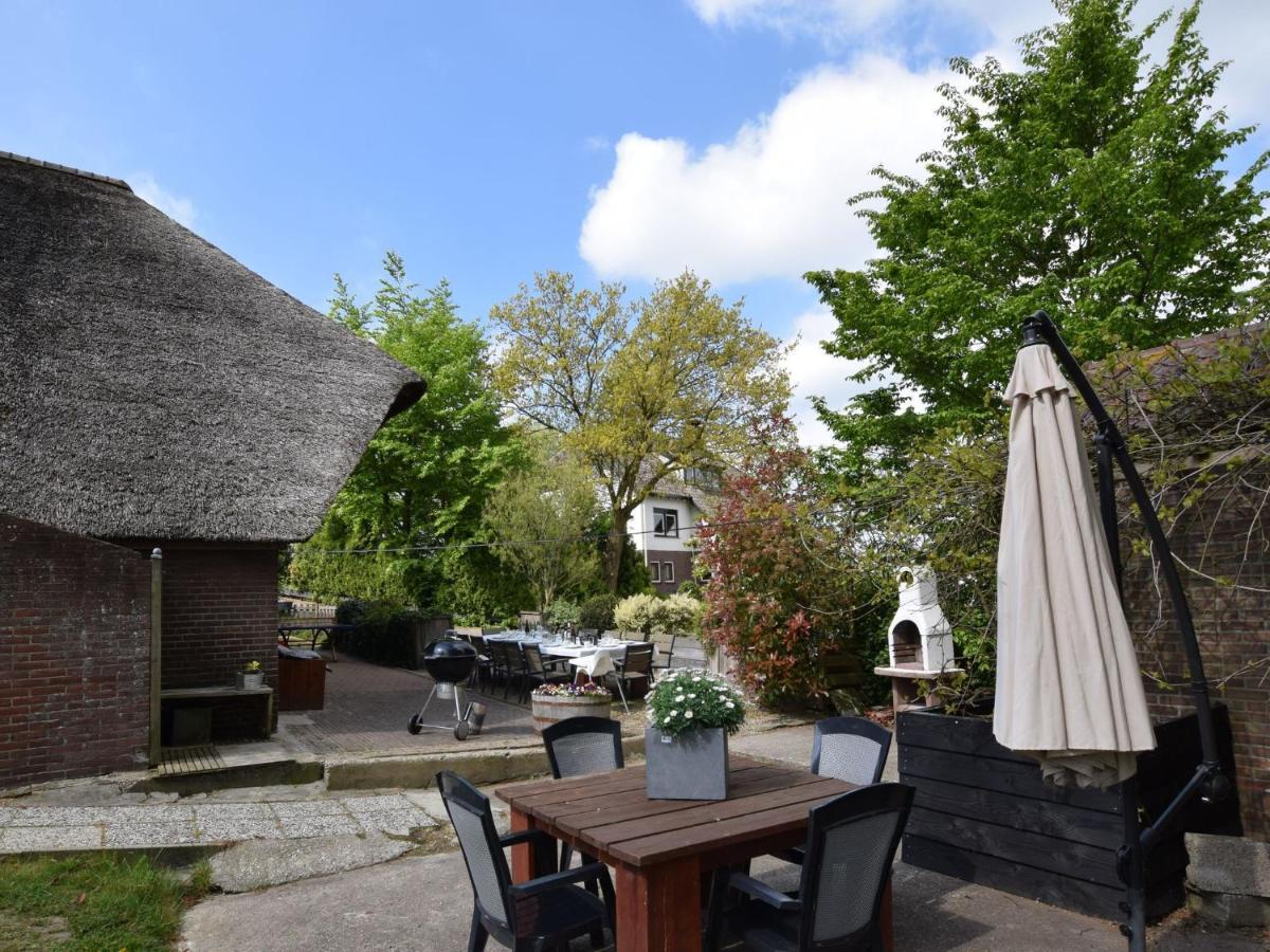 Quaint Farmhouse Near River In Oosterwijk Leerdam Extérieur photo